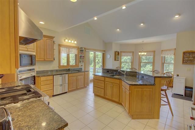 271 River Rd, South Acworth, NH 03607